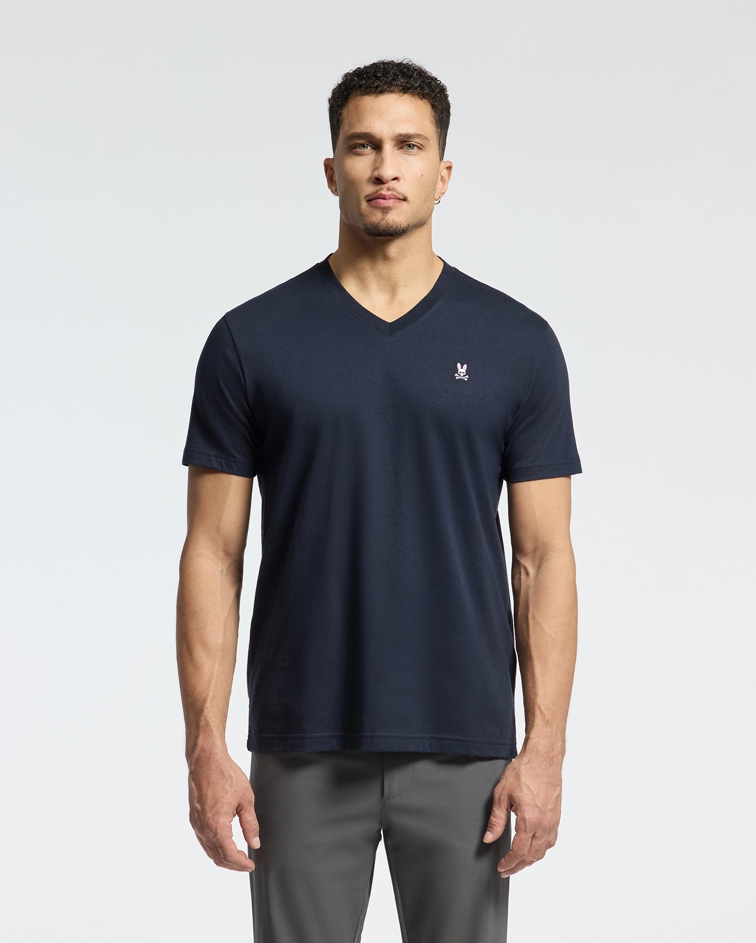 MENS CLASSIC V NECK TEE - B6U100ARPC - Image 2