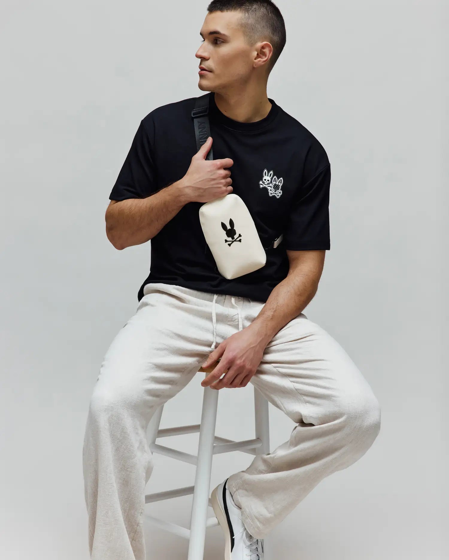 MENS LUKE BACK GRAPHIC TEE - MT0200233 - Image 3